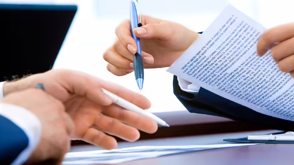 Trust vs LLC: We Investigating Their Key Differences for Asset Protection & Wealth Management